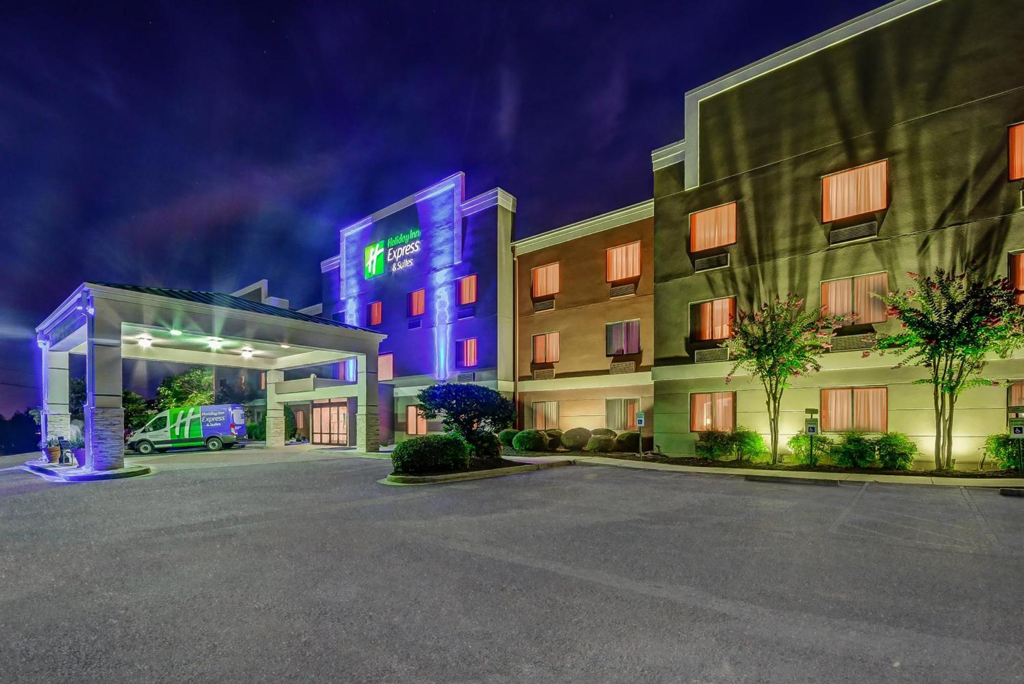 Holiday Inn Express & Suites Greenville Airport, An Ihg Hotel Exterior photo